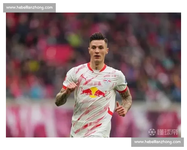 谢什科：从篮筐踢球少年到曼联能量引擎